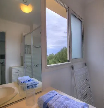 Beau 2 Pieces 3 Etoiles Vue Garage Prive 150m Plages Wifi *