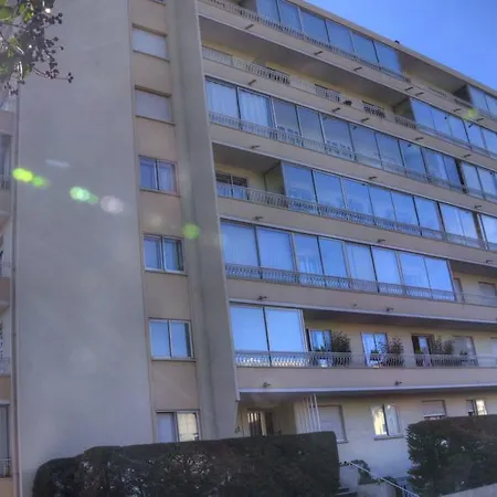Apartment Beau 2 Pieces 3 Etoiles Vue Garage Prive 150m Plages Wifi