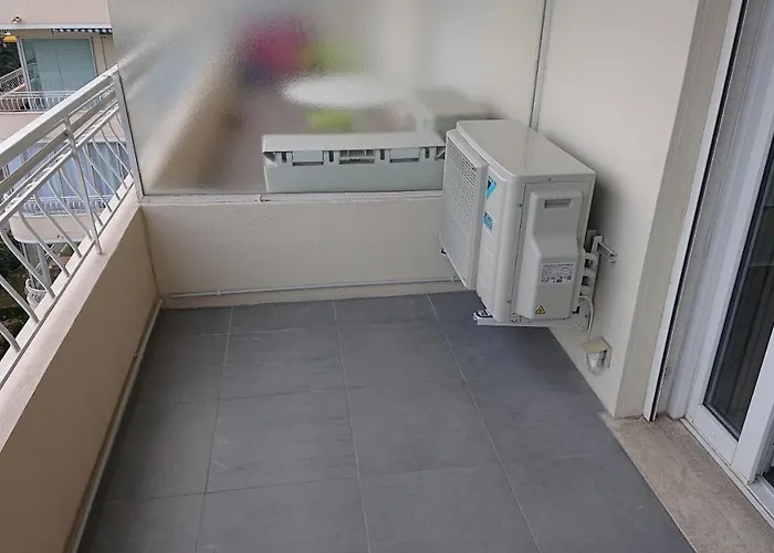 Beau 2 Pieces 3 Etoiles Vue Garage Prive 150m Plages Wifi * Cannes