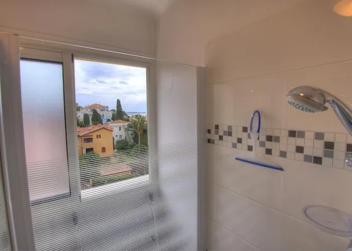 Apartman Beau 2 Pieces 3 Etoiles Vue Garage Prive 150m Plages Wifi Cannes