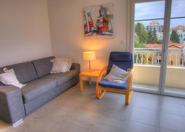 Apartman Beau 2 Pieces 3 Etoiles Vue Garage Prive 150m Plages Wifi