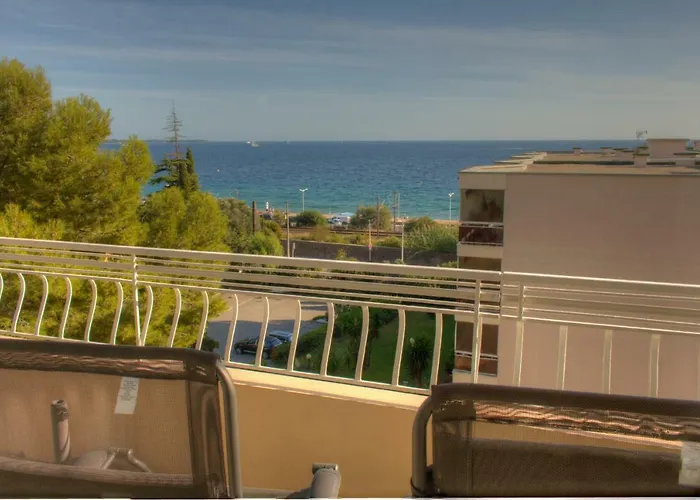 Apartman Beau 2 Pieces 3 Etoiles Vue Garage Prive 150m Plages Wifi Cannes